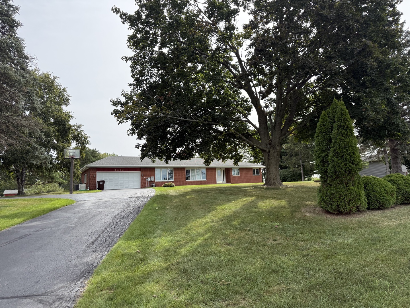 6206 Haligus Road Woodstock, IL 60098 - Photo 1 of 34 Gallery Image 1