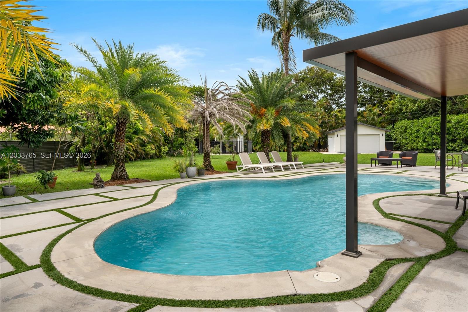 8535 Southwest 100th Avenue Miami, FL 33176 - Photo 31 of 36