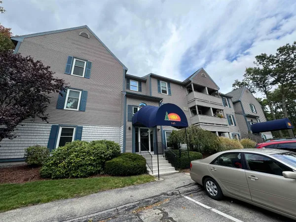 $1,652 | 121 Eastern Avenue, Unit 104, Manchester, NH 03104