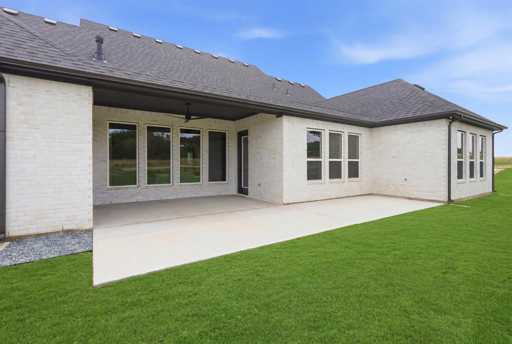 1024 Ranch Vista Road Granbury, TX 76049 - Photo 38 of 40