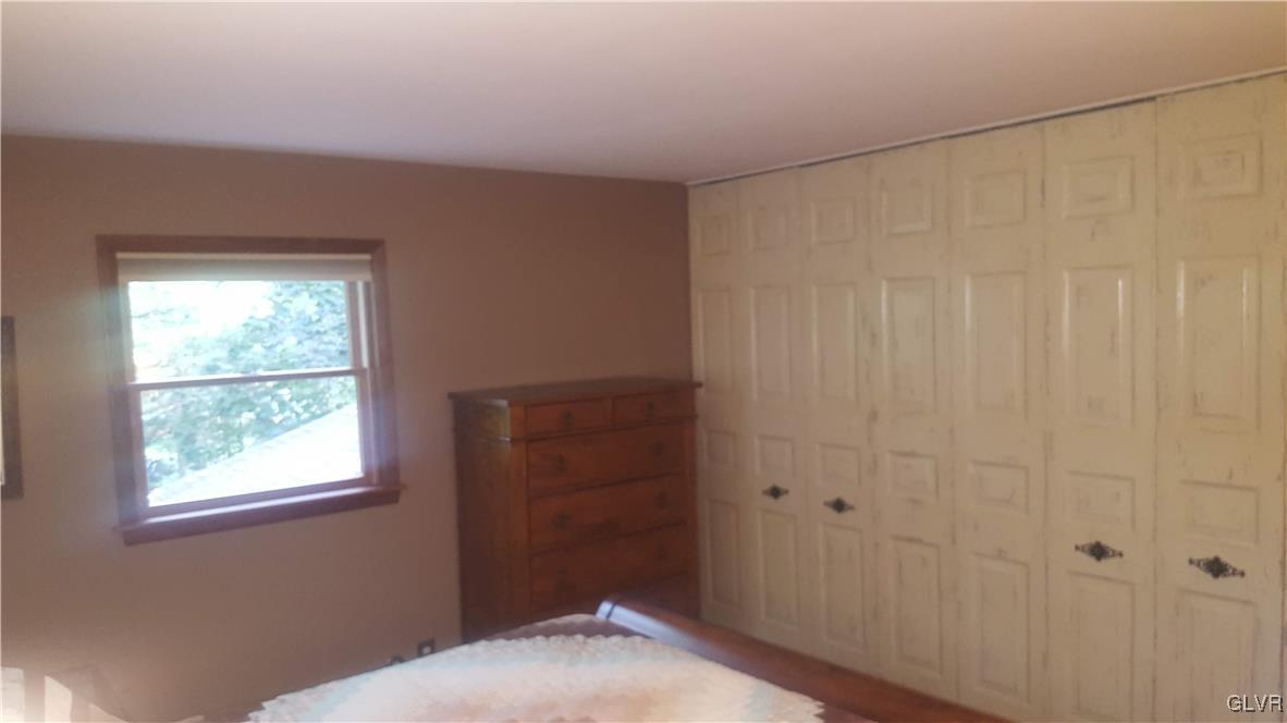 1077 South Quince Road Walnutport, PA 18088 - Photo 44 of 46 Gallery Image 44