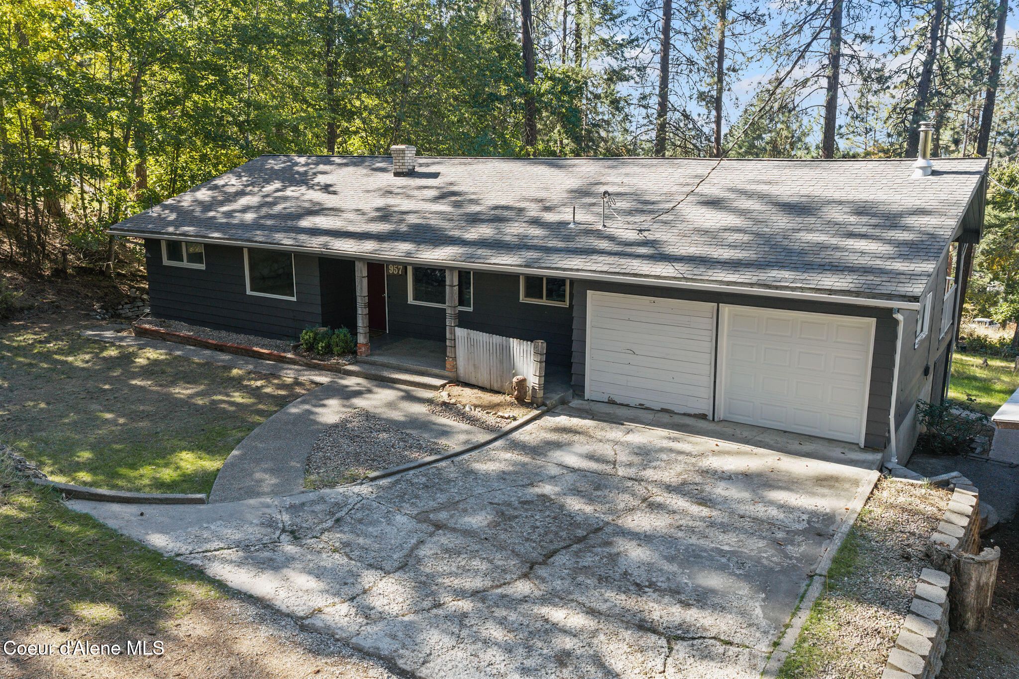 957 East Giesa Road Coeur D'Alene, ID 83814 - Photo 42 of 42 Front Elevation