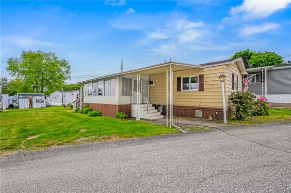 $175,000 | 8 Third Street, Portsmouth, RI 02871