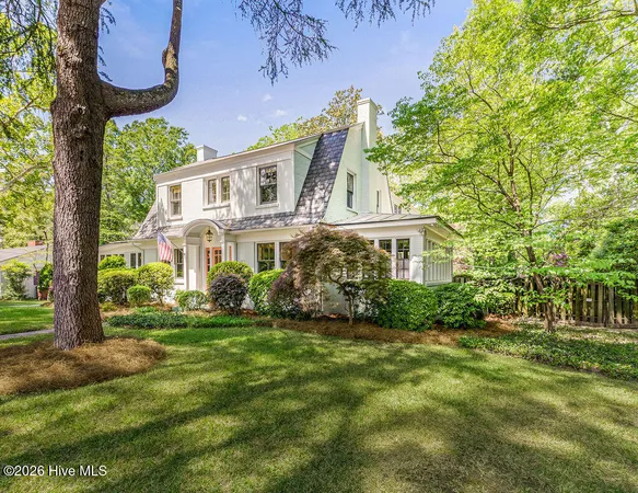 $1,175,000 | 260 South Ashe Street, Southern Pines, NC 28387