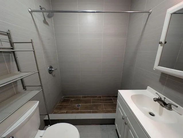 $1,450 | 105 South Albion Place, Unit 2, Atlantic City, NJ 08401