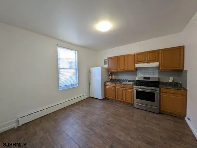 $1,450 | 105 South Albion Place, Unit 2, Atlantic City, NJ 08401