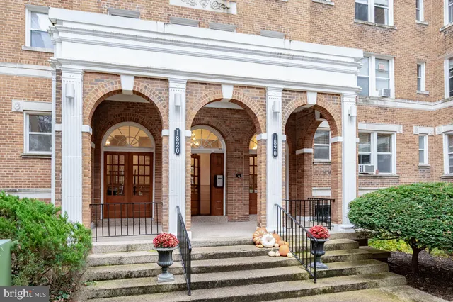 $170,000 | 1820 Clydesdale Place Northwest, Unit 411, Washington, DC 20009