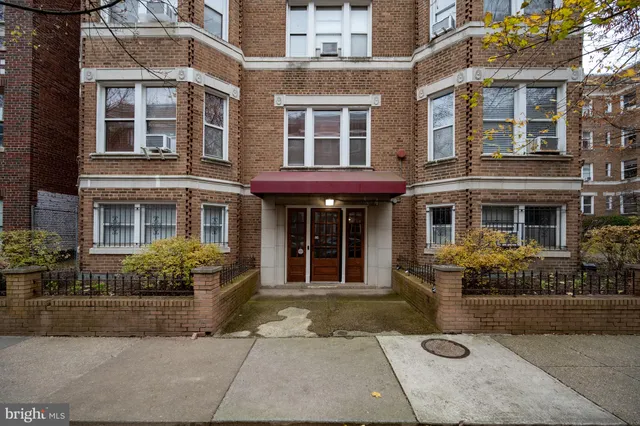 $170,000 | 1820 Clydesdale Place Northwest, Unit 411, Washington, DC 20009