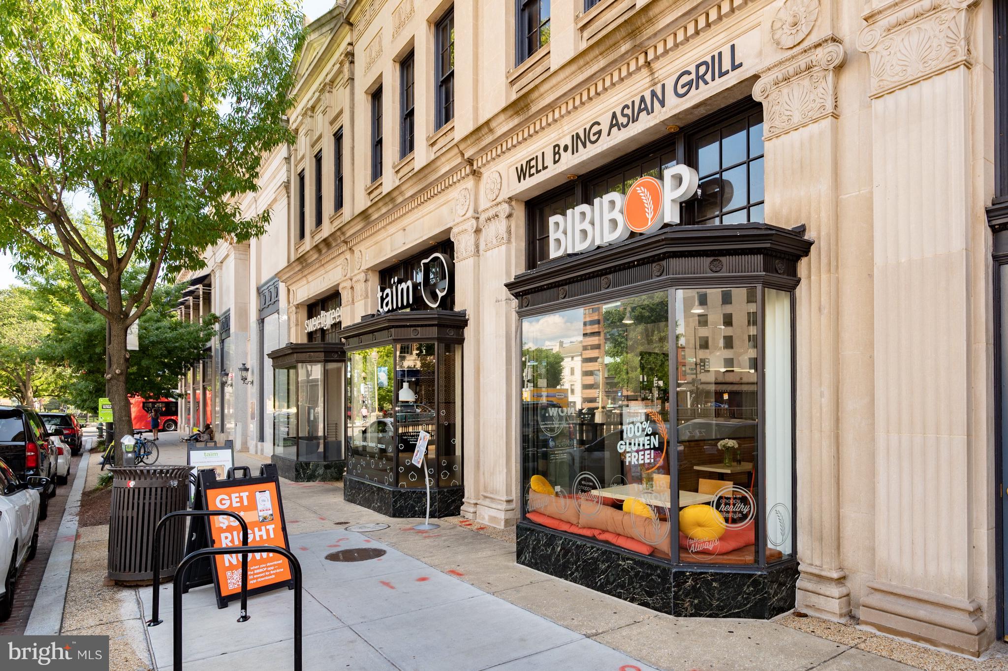 1820 Clydesdale Place Northwest, Unit 411 Washington, DC 20009 - Photo 33 of 33 a view of tall building with outdoor seating