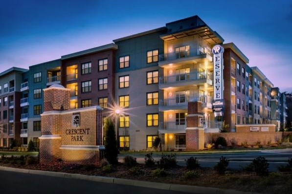 2875 Crescent Parkway, Unit 1117 Smyrna, GA 30080 - Photo 22 of 23 a front view of a building