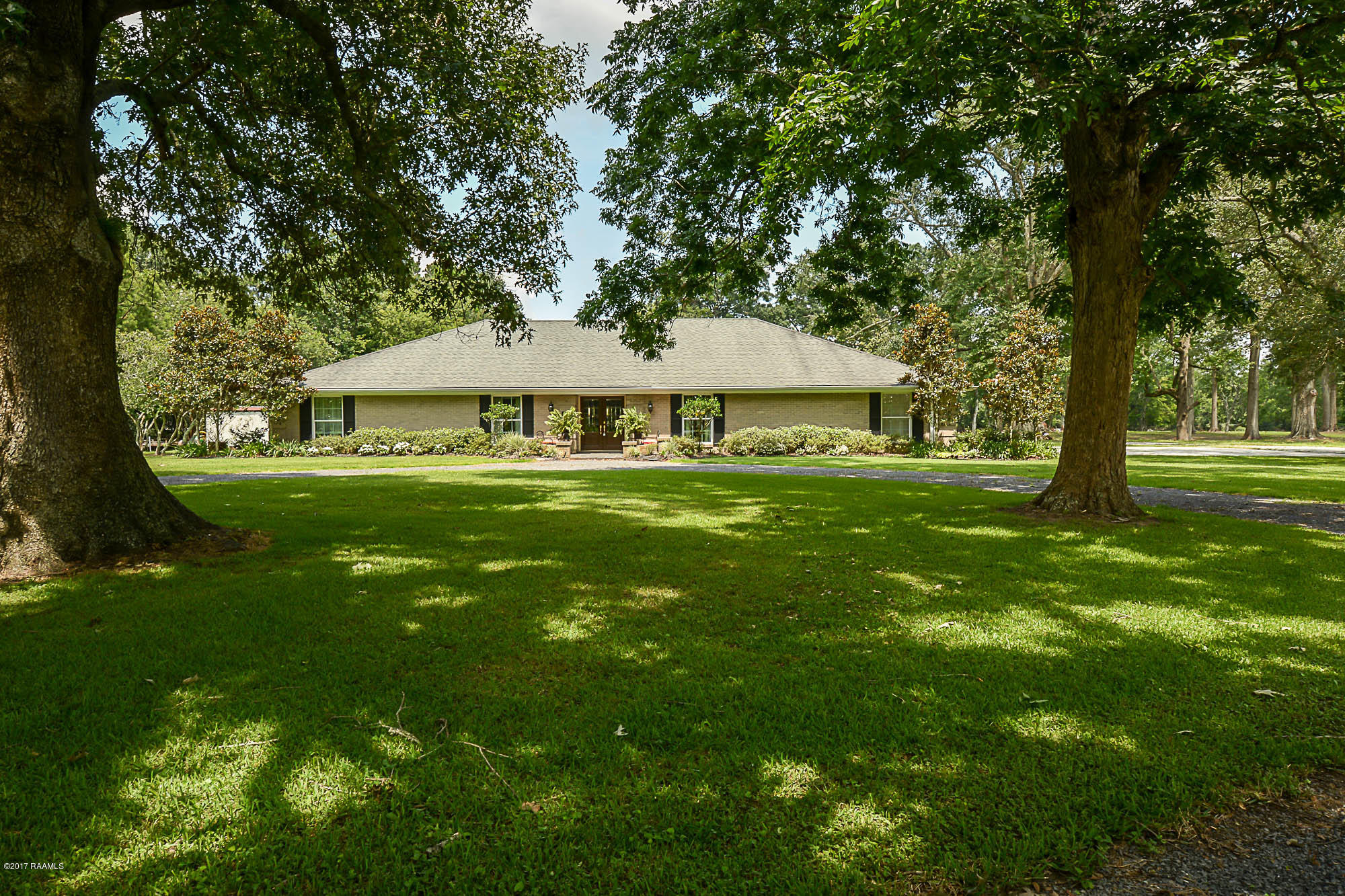 Woodlawn Road LR-1185