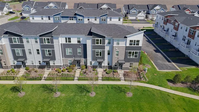 4133 Calder Lane, Aurora, IL 60504