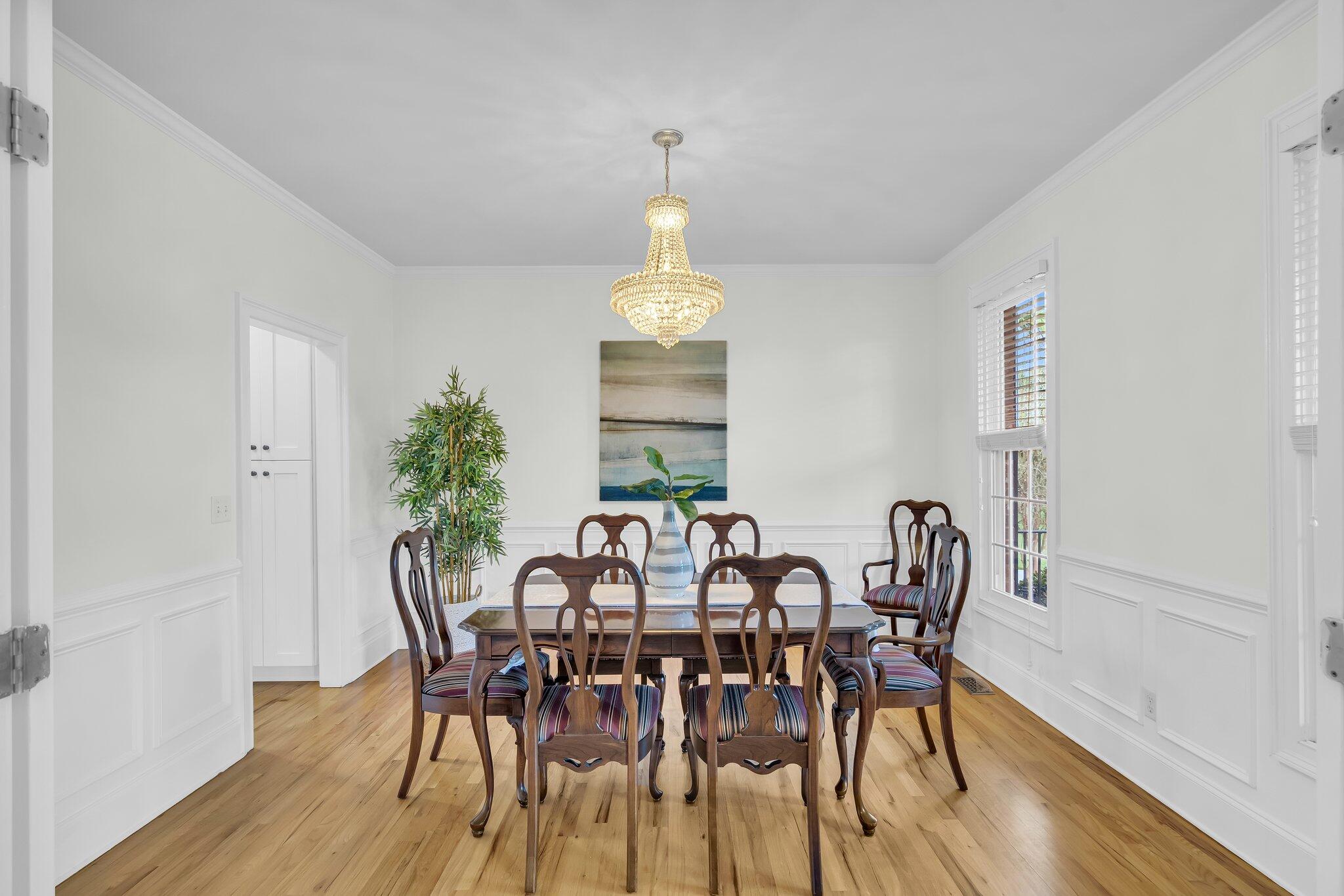 1000 Rivershore Road Charleston, SC 29492 - Photo 15 of 65 Dining with Furnishings