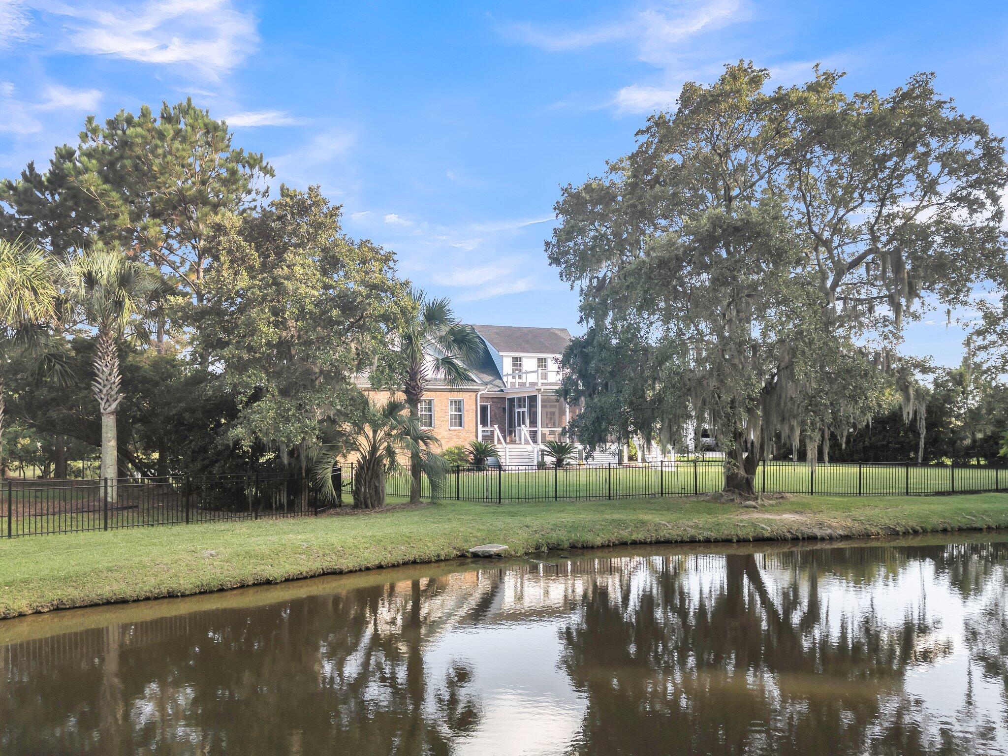 1000 Rivershore Road Charleston, SC 29492 - Photo 3 of 65 Overlooks Pond