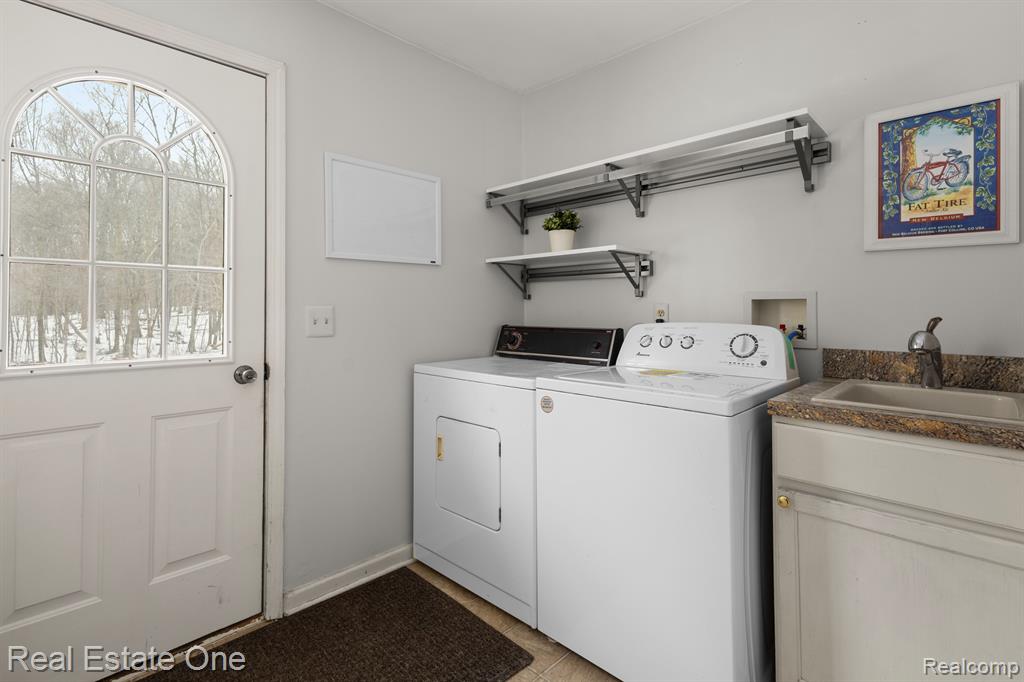 5423 Sandhill Road Almont, MI 48003 - Photo 21 of 44 Gallery Image 21