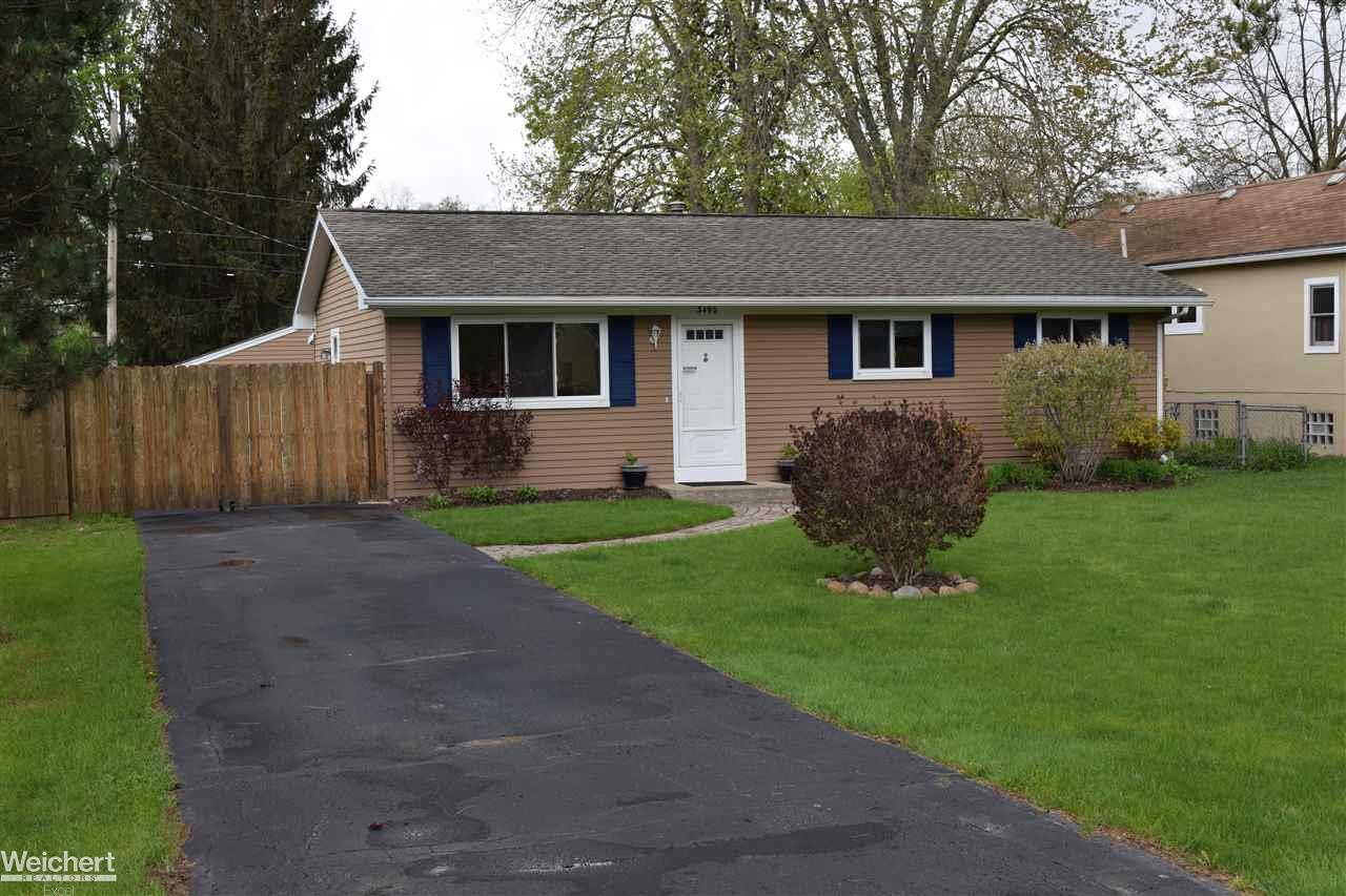 3490 Emmons Avenue Rochester Hills, MI 48307 - Photo 3 of 38
