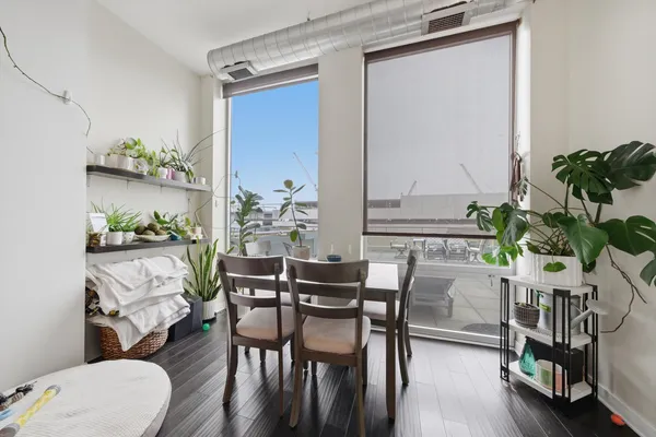 $4,000 | 720 North Larrabee Street, Unit 712, Chicago, IL 60654