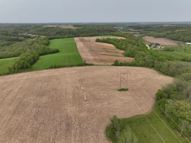 $595,000 | 111 Highway 19, Northfield, MN 55057