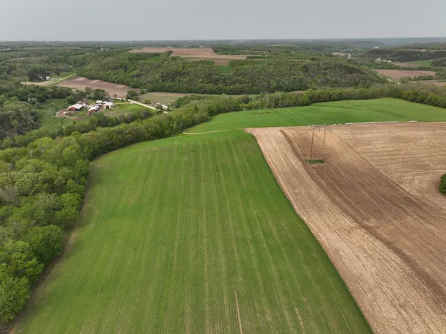 $595,000 | 111 Highway 19, Northfield, MN 55057