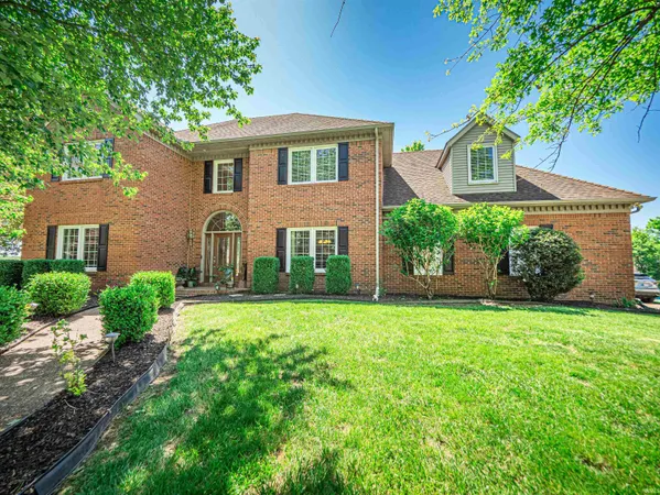 $630,000 | 3466 Pineridge Drive, Newburgh, IN 47630