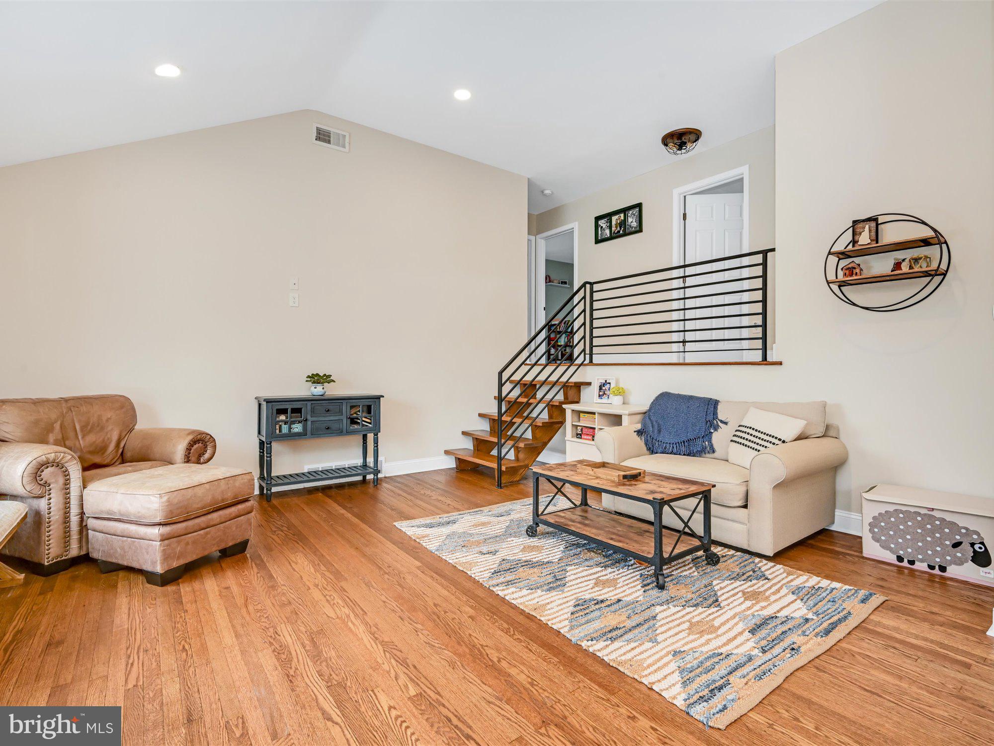118 Cornell Road Bala Cynwyd, PA 19004 - Photo 4 of 30 Gallery Image 4