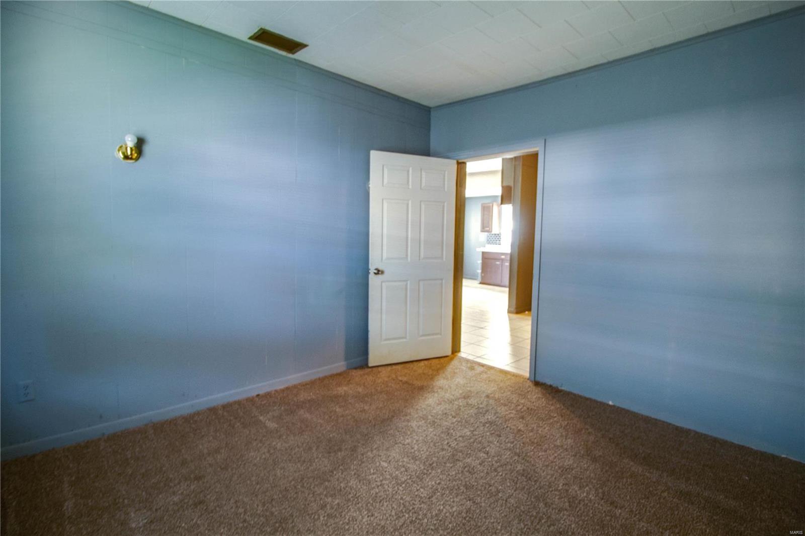 421 Locust Carrollton, IL 62016 - Photo 14 of 22 Gallery Image 14