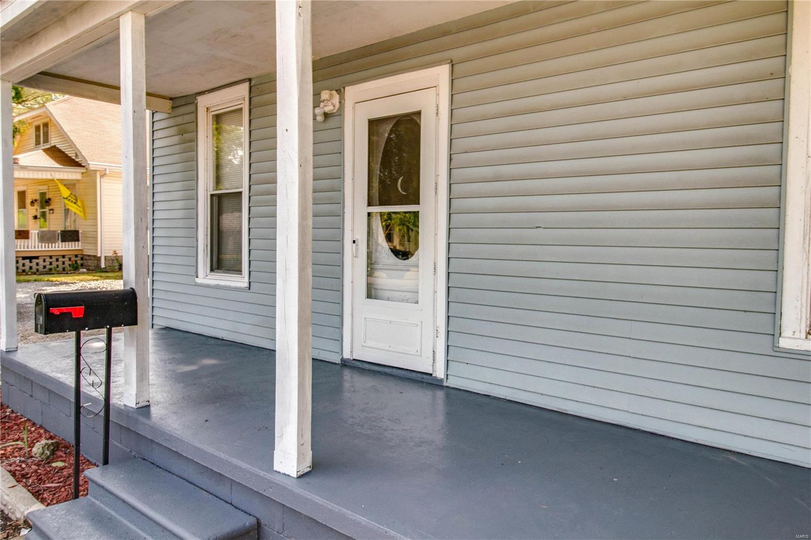 421 Locust Carrollton, IL 62016 - Photo 4 of 22 Gallery Image 4
