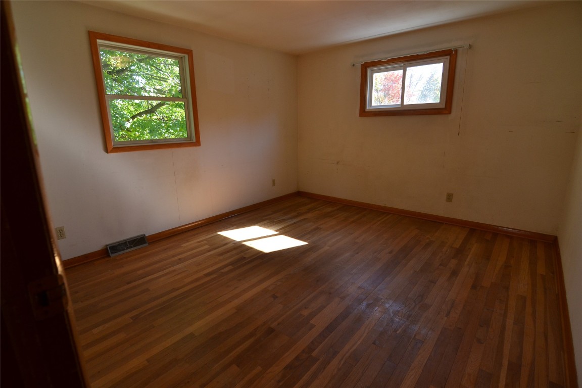 1108 Frost Road Endicott, NY 13760 - Photo 12 of 24 Gallery Image 12