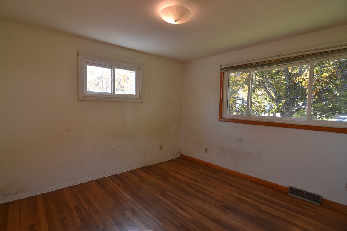 1108 Frost Road Endicott, NY 13760 - Photo 13 of 24 Gallery Image 13