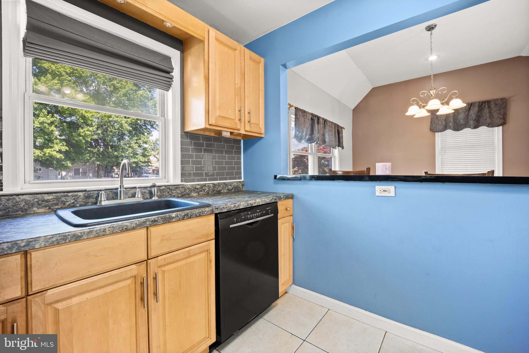 19 Granite Road Levittown, PA 19057 - Photo 8 of 37