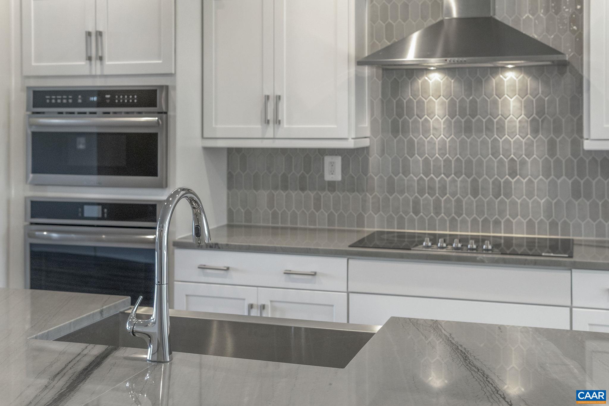 5022 Lindley Place Charlottesville, VA 22901 - Photo 12 of 49