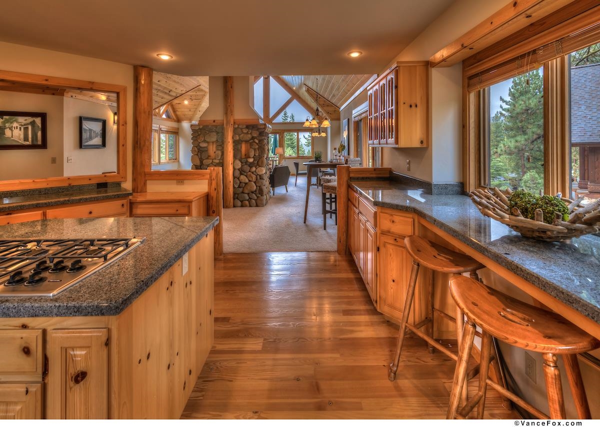 1730 Grouse Ridge Road Truckee, CA 96161 - Photo 4 of 21