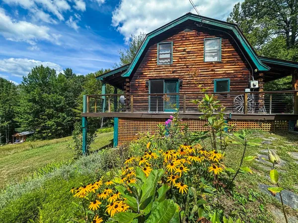 $485,000 | 3 Old County Road, Athens, VT 05143