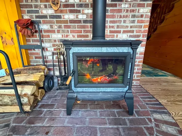 $485,000 | 3 Old County Road, Athens, VT 05143