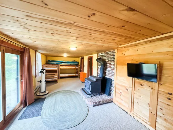 $485,000 | 3 Old County Road, Athens, VT 05143