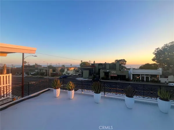 $5,900 | 1220 North Coast Highway, Laguna Beach, CA 92651