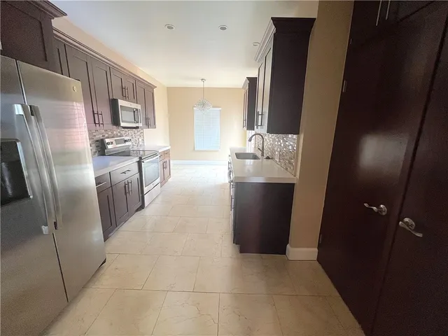 $6,500 | 1220 North Coast Highway, Laguna Beach, CA 92651