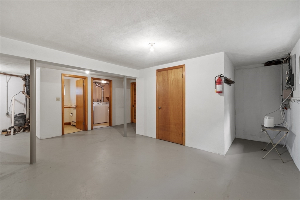 60 Morrison Road West Wakefield, MA 01880 - Photo 31 of 33