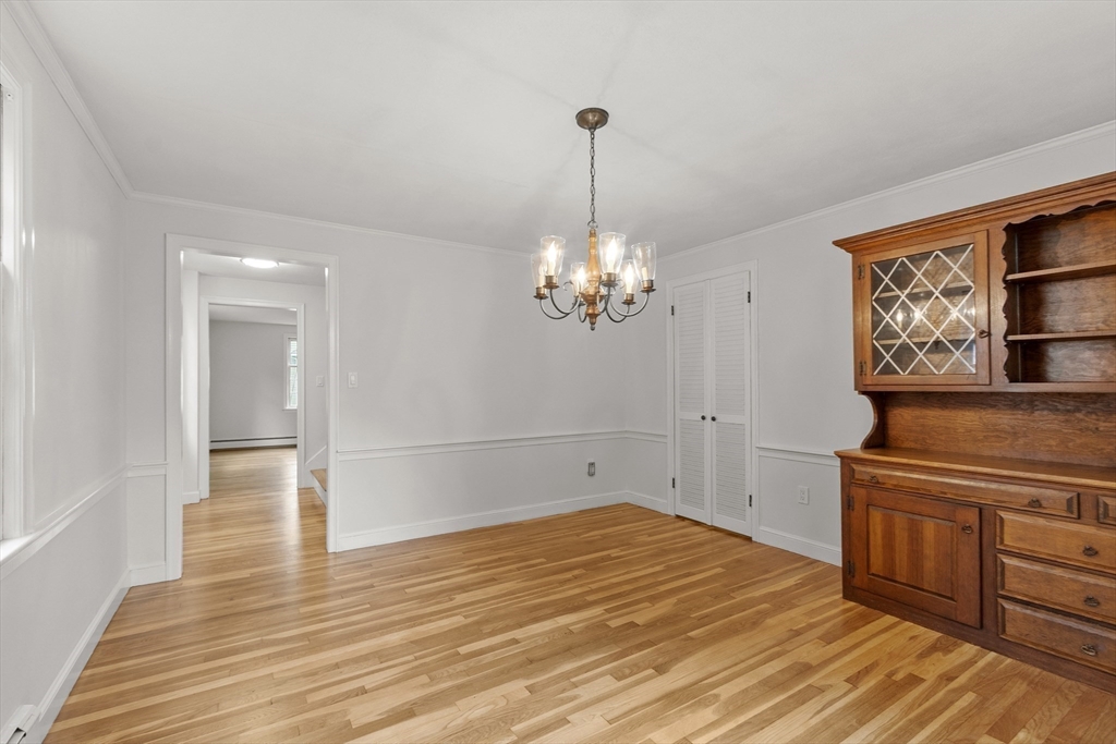 60 Morrison Road West Wakefield, MA 01880 - Photo 9 of 33