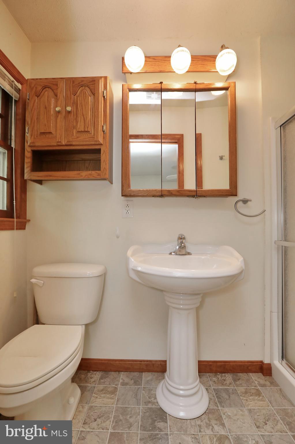 10901 Cross Rd Trail Brandywine, MD 20613 - Photo 27 of 50 Master Bath
