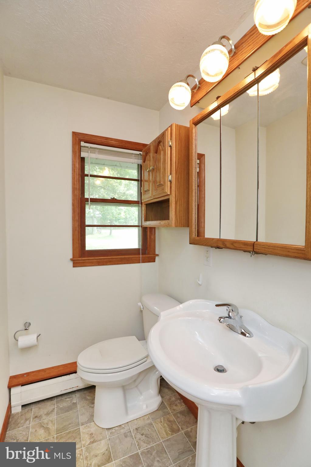 10901 Cross Rd Trail Brandywine, MD 20613 - Photo 30 of 50 Master Bath