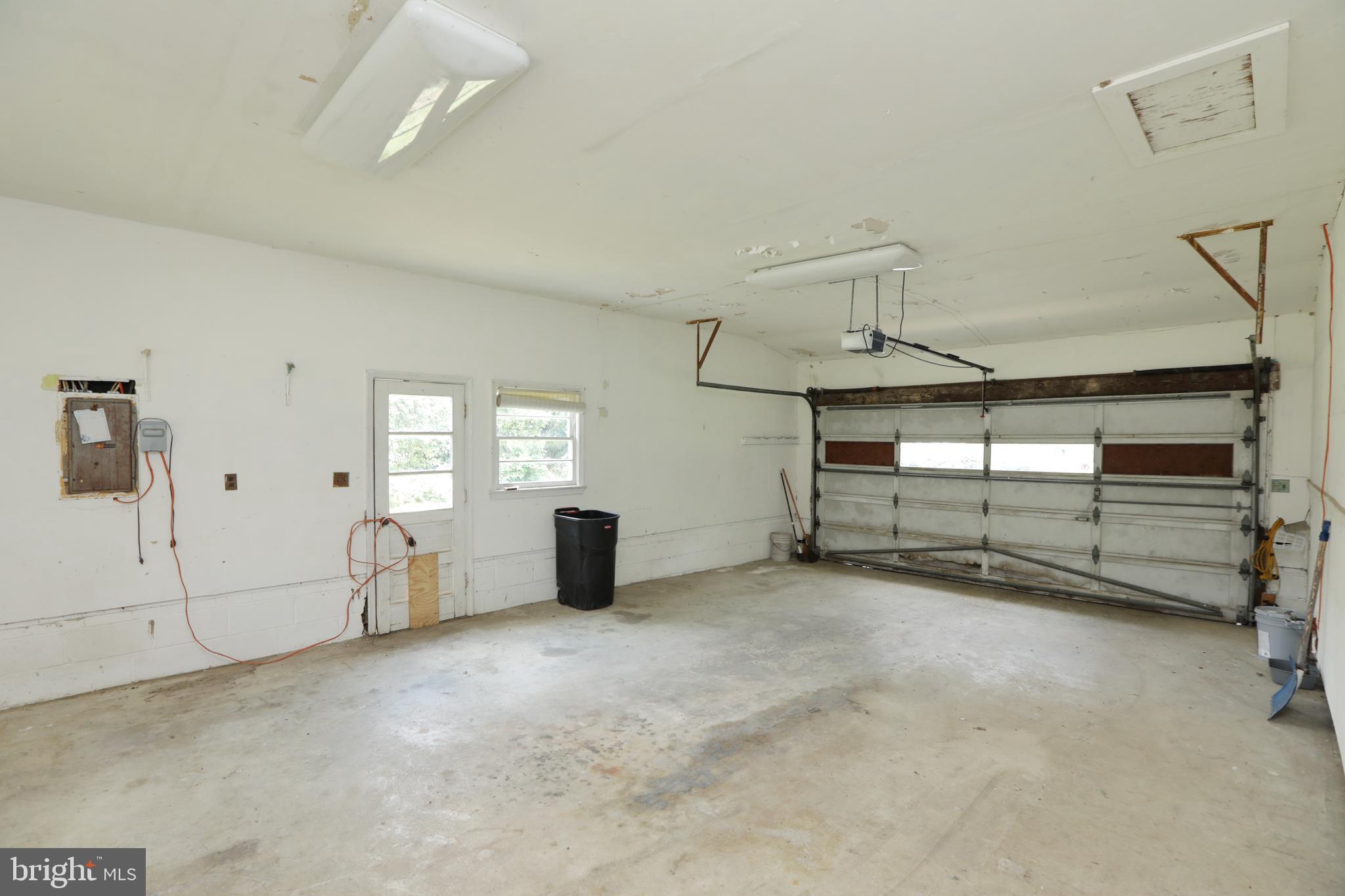 10901 Cross Rd Trail Brandywine, MD 20613 - Photo 46 of 50 Garage