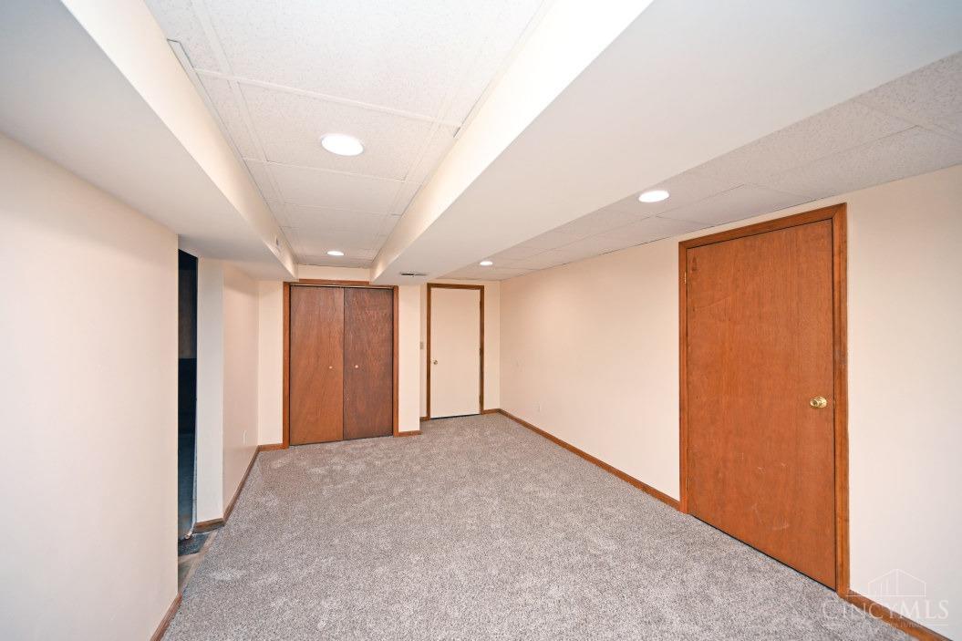 6712 Hearne Road Cincinnati, OH 45248 - Photo 35 of 51