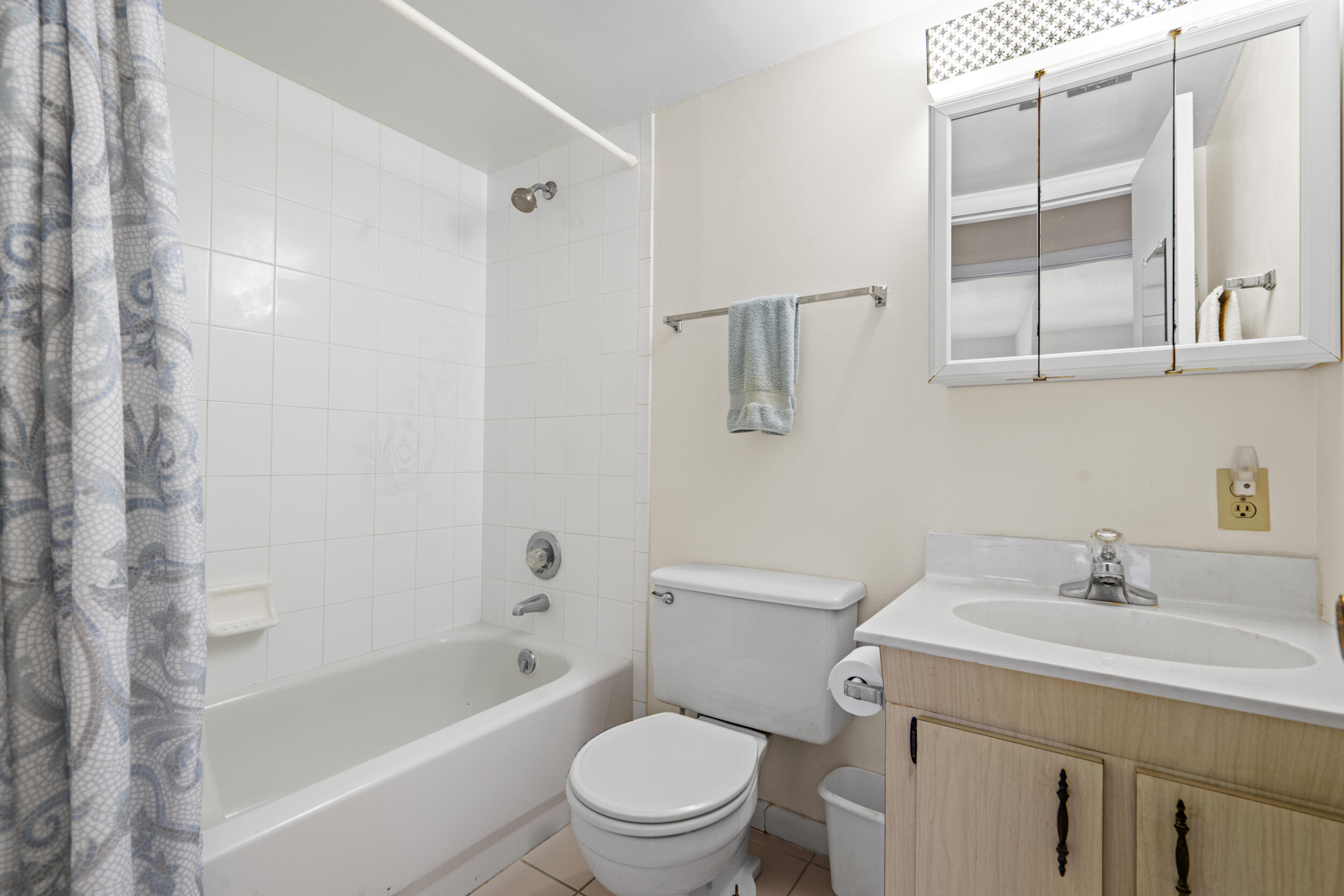 1923 Southwest Palm City Road, Unit H Stuart, FL 34994 - Photo 14 of 27 dsc08253