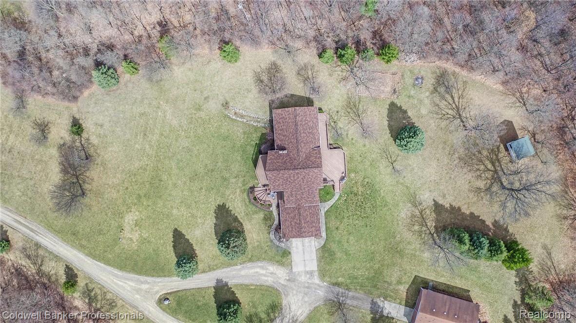 5650 Hosner Road Oxford, MI 48370 - Photo 7 of 41 DJI_0011.jpg