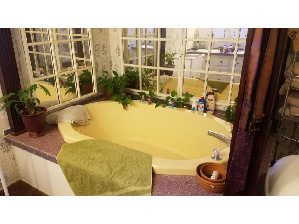 148 Poplar Ridge Road Piney Flats, TN 37686 - Photo 10 of 30 Photo 10