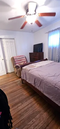 $129,900 | 2926 Sussex Avenue, Markham, IL 60428