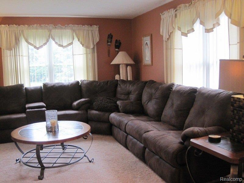 7531 Merritt Road Ypsilanti, MI 48197 - Photo 8 of 24 032.jpg