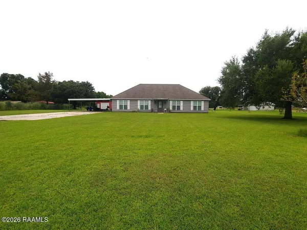 $325,000 | 17605 Dalton Road, Kaplan, LA 70548