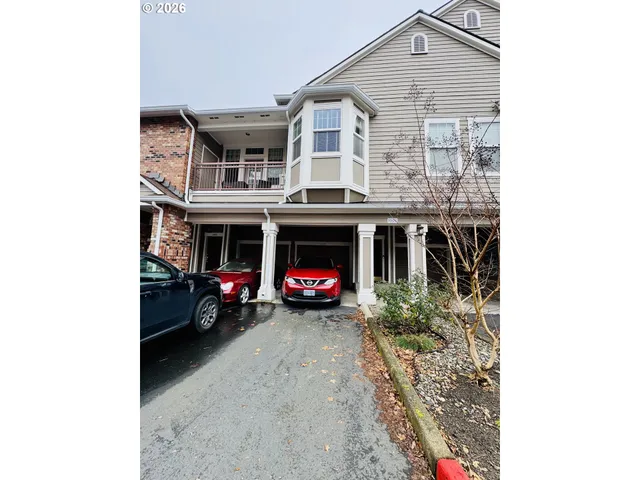 $315,000 | 1180 Northeast 63rd Way, Unit 1006, Hillsboro, OR 97124